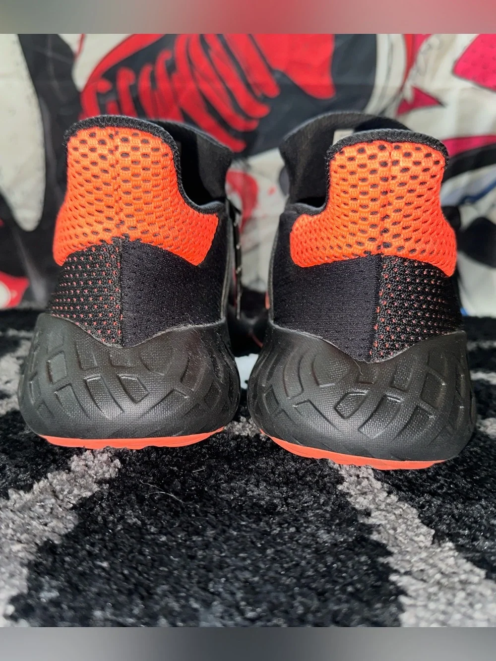 adidas Tubular Dusk Black Solar Red AQ1189 Men’s 10 Sneaker